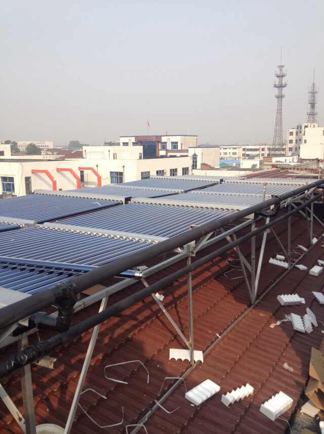 常州達成賓館太陽能熱水工程