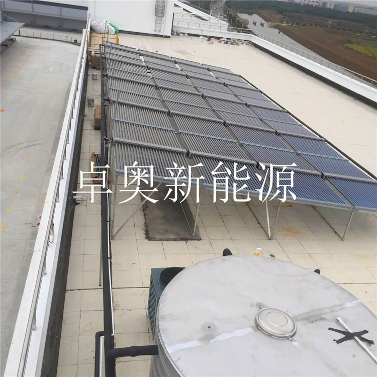 無錫物流園10噸太陽能加空氣能系統