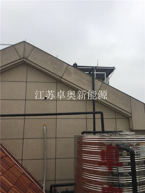 湖州小型賓館太空能熱水系統(tǒng)