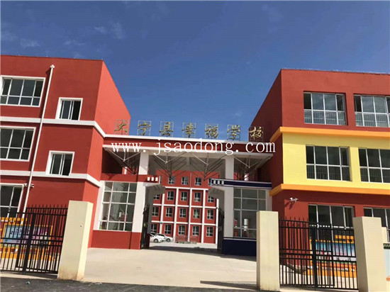 山西臨汾大寧縣幸福小學(xué)太陽(yáng)能熱水系統(tǒng)